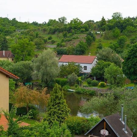 Ruhige Unterkunft Mit Einer Schoenen Aussicht Appartement Znojmo Buitenkant foto